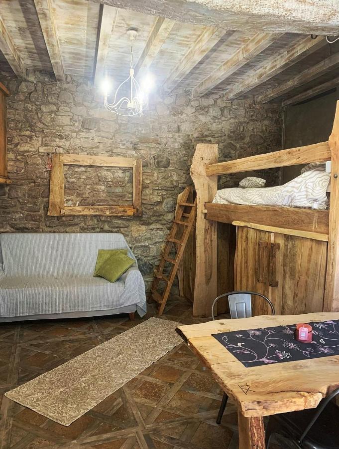 Il Nido Di Matilde _Monolocale Design Sul Fiume_ Apartman Rossena Kültér fotó